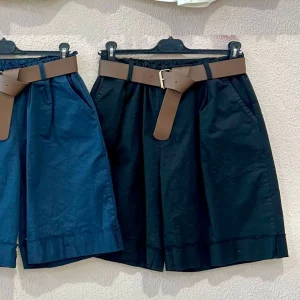 Calção de algodão com cinto e bolsos, Preto
