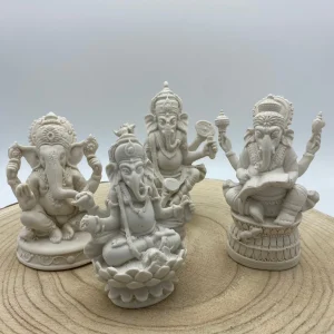 Ganeshas Brancos, Sentados, Medias (x4 Variedades) Tipo C
