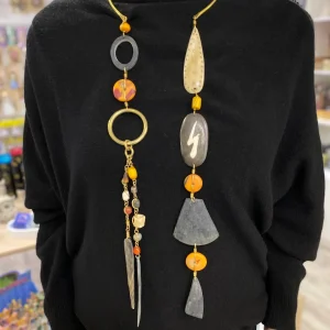 Colar Quenia, Duplo Cair, Relampago, Laranja e Amarelo