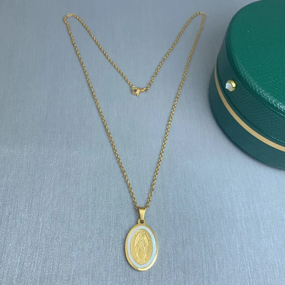 Colar Feminino Cristão em Aço inoxidável com Pingentes Virgem Maria - Image 8