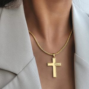 Colar Feminino Religioso em Aço inoxidável com Pingente Cruz com Nome Jesus